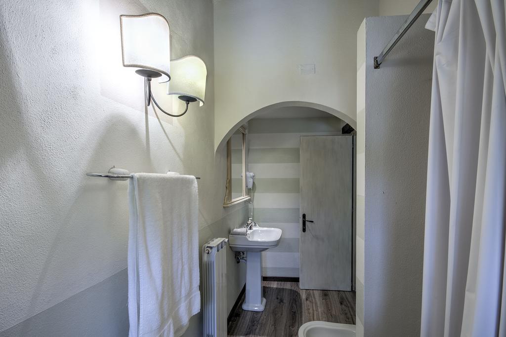 Borgo Romena Otel Pratovecchio Oda fotoğraf